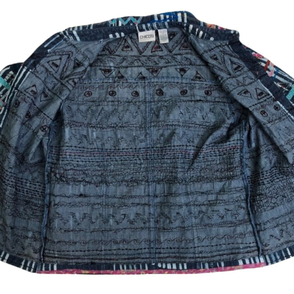 CHICO’S “SCRAP ART FABRIC” JEAN JACKET - Picture 4 of 9